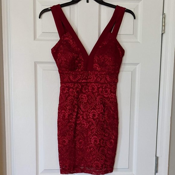 Homecoming Dress - Red Lace Form Fitting  with V Front Glitter & Lace  - Size 7 - Picture 2 of 16